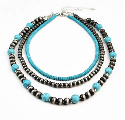 Navaja Pearl Necklace