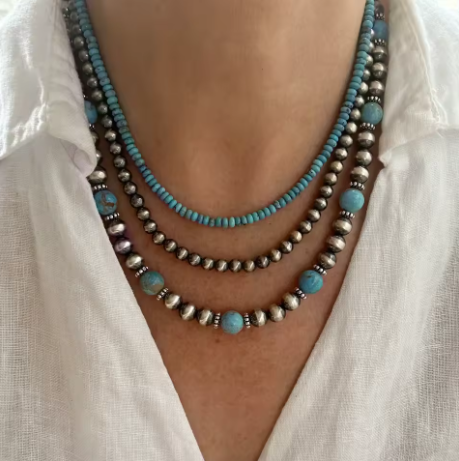 Navaja Pearl Necklace